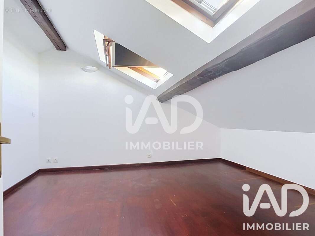 Appartement 33 m² à Saint-Maur-Des-Fosses  - photo 4