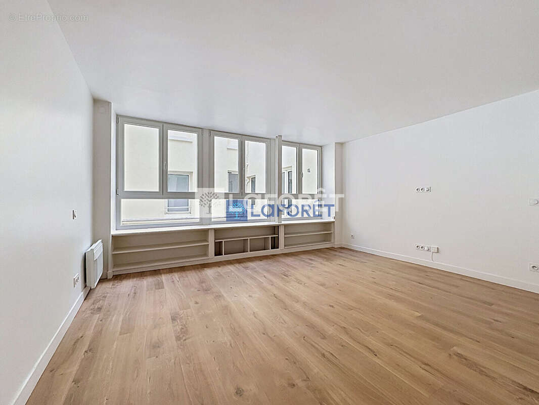 Appartement à SURESNES