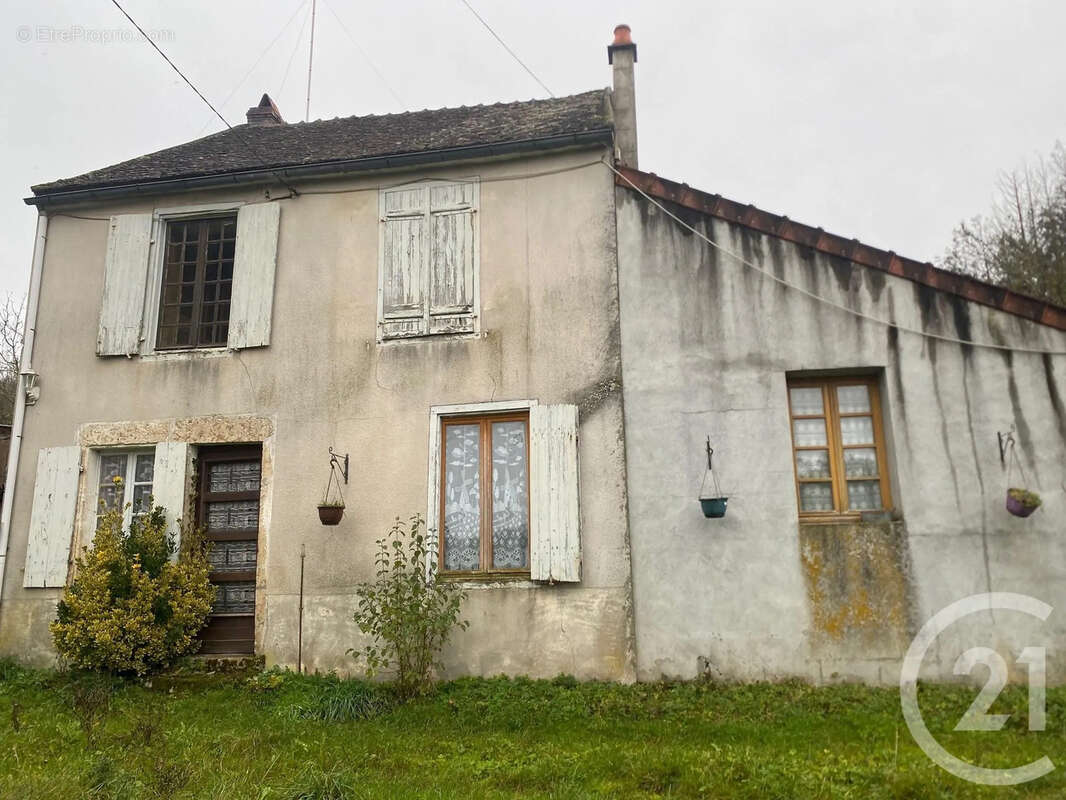 Maison à MARCY
