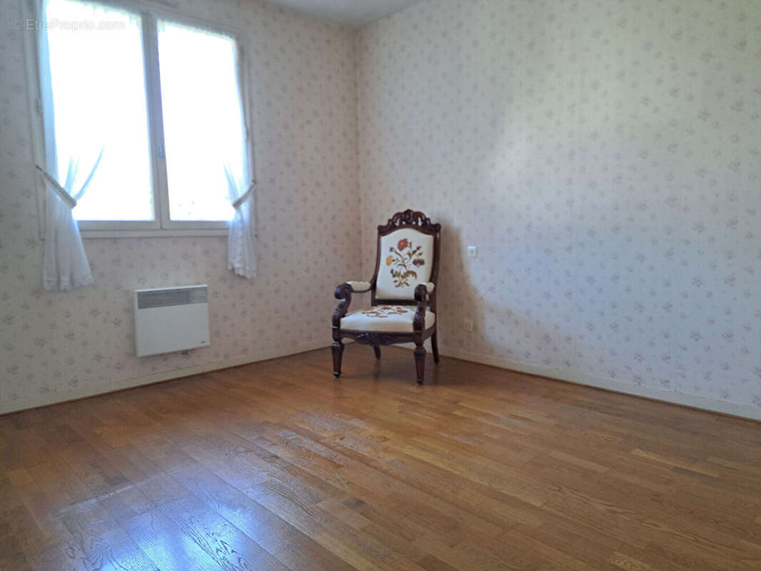 Maison à CHATELLERAULT