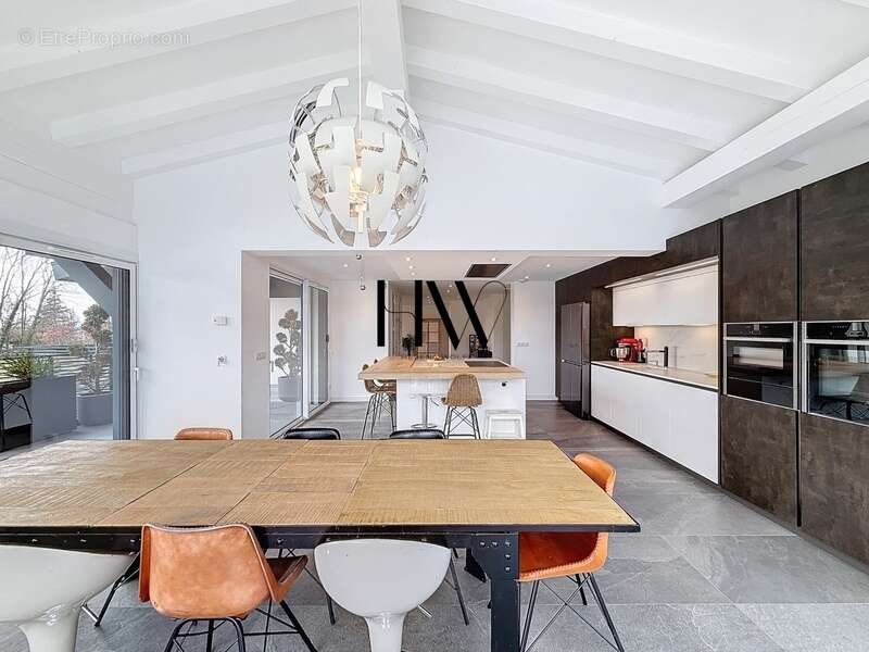 Appartement à ANTHY-SUR-LEMAN