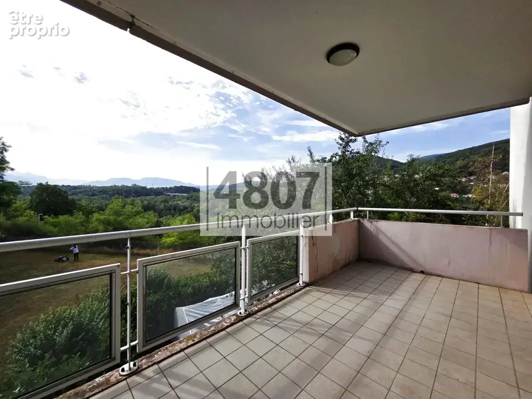 Appartement à VETRAZ-MONTHOUX