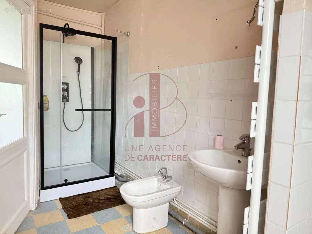 Maison à FONTAINEBLEAU