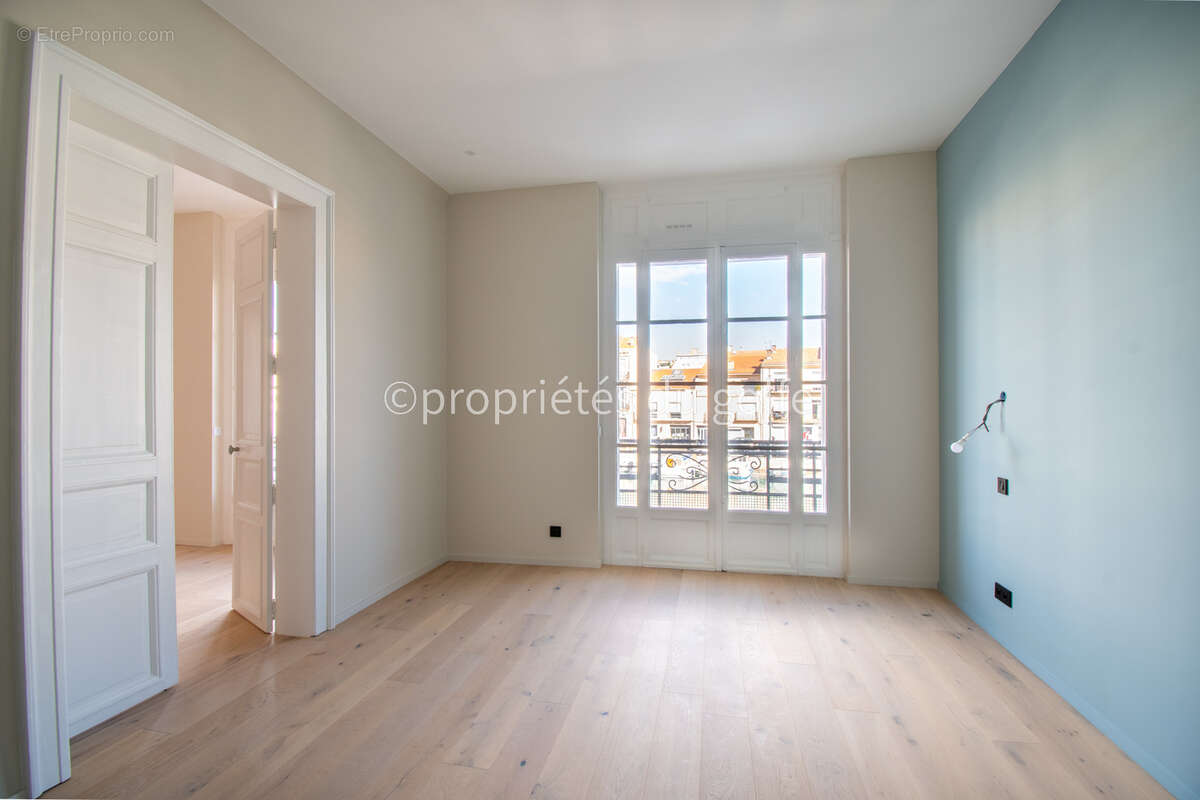 Sète, vue quai, appartement 3 pièces avec terrasse, ascenseur, - photo 17