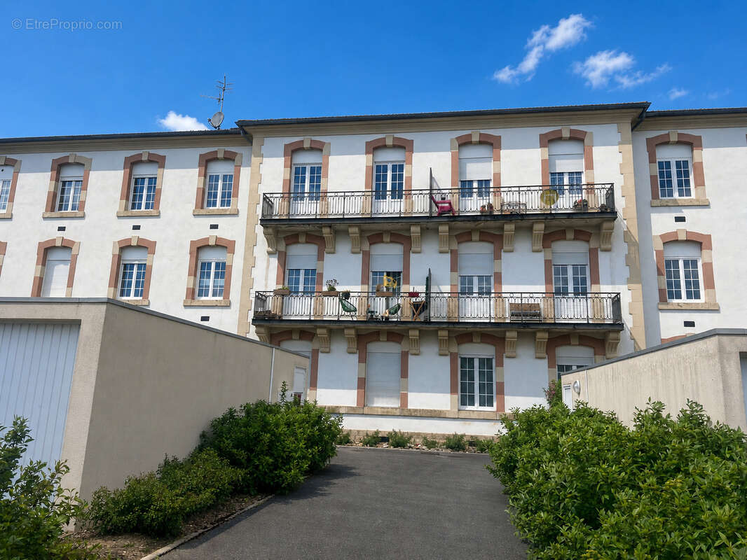 Appartement à HERICOURT