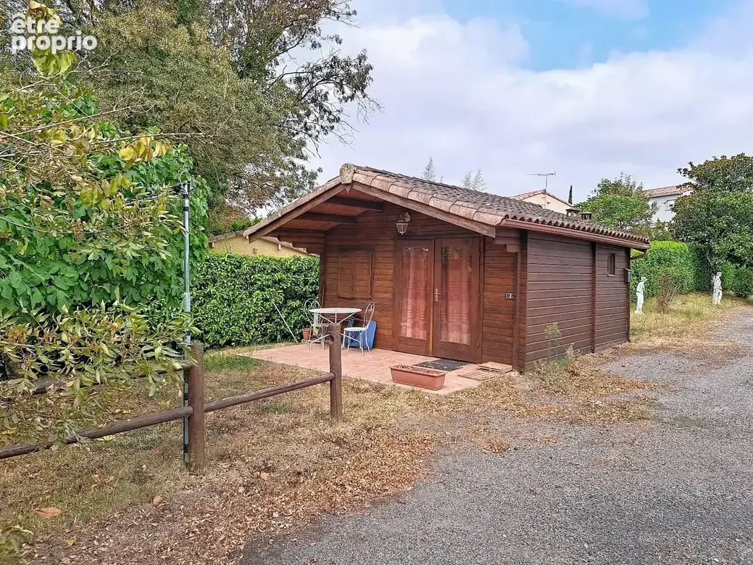 L'Isle Jourdain: Maison et gite - photo 11