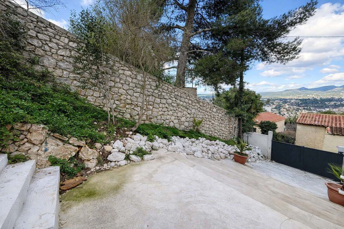 Maison à MARSEILLE-11E