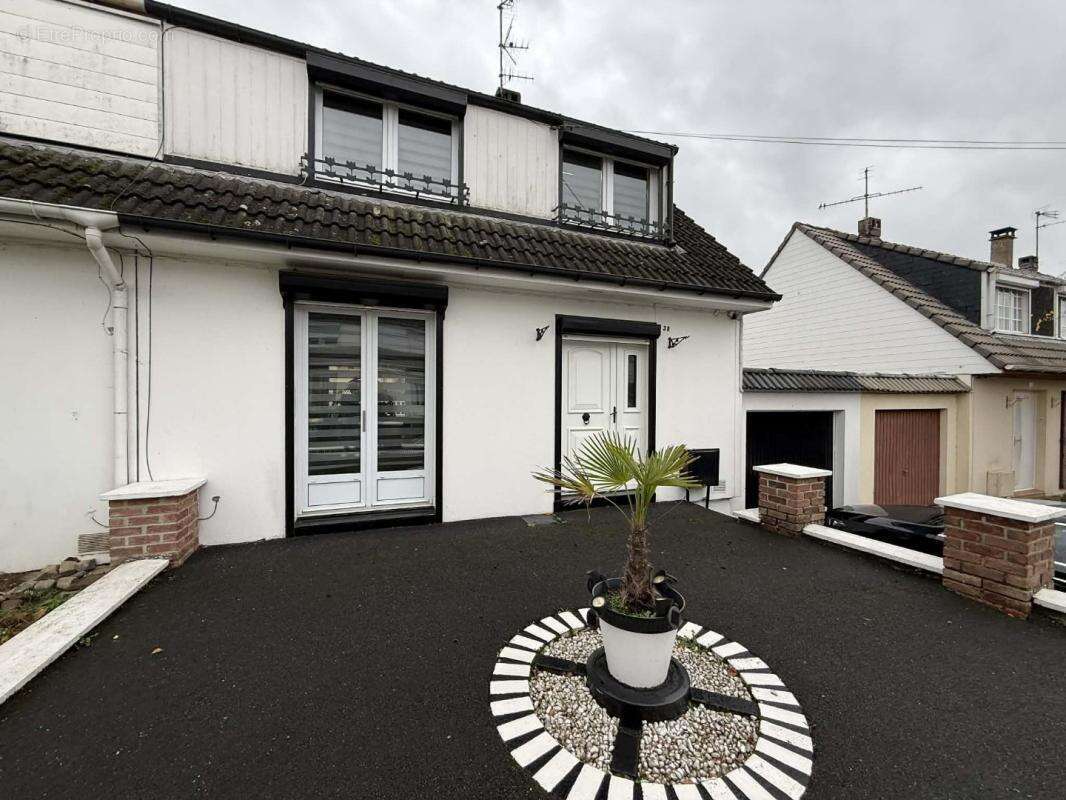 Maison à ESCAUDOEUVRES