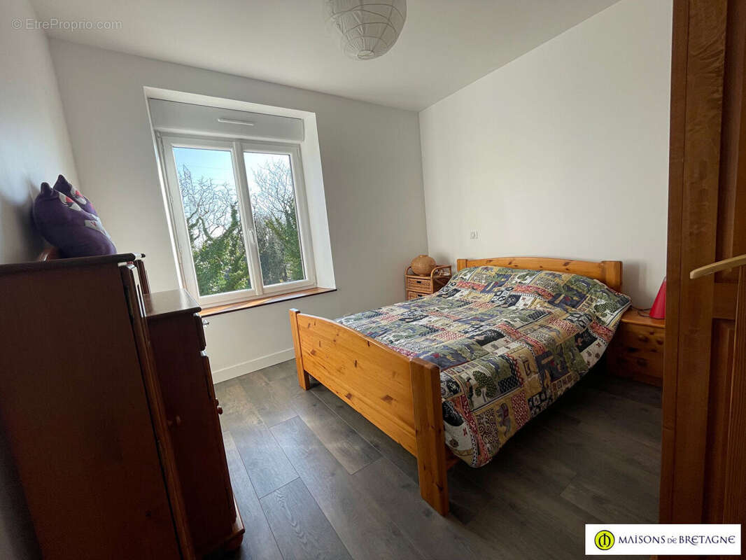 Maison à SAINT-THURIEN