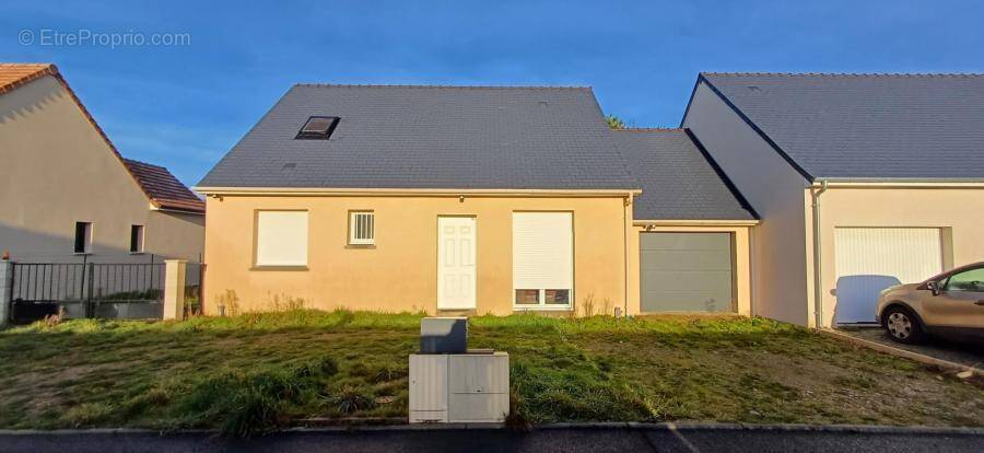 Maison à LA SUZE-SUR-SARTHE