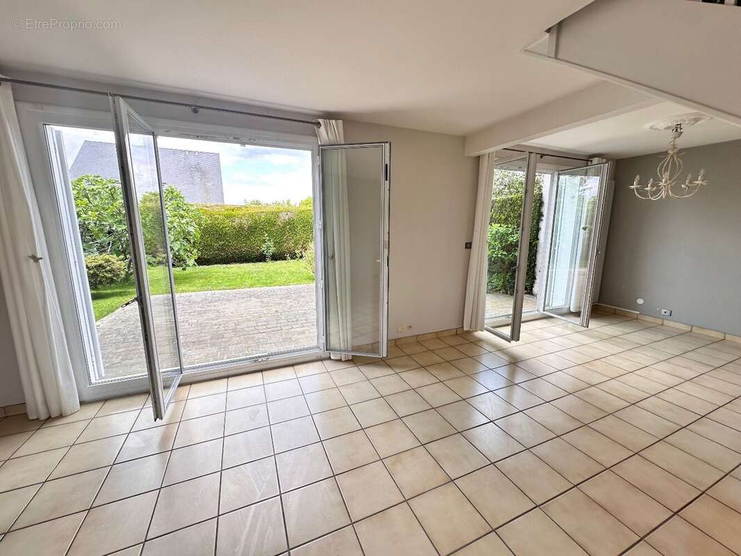 Maison à LES LOGES-EN-JOSAS