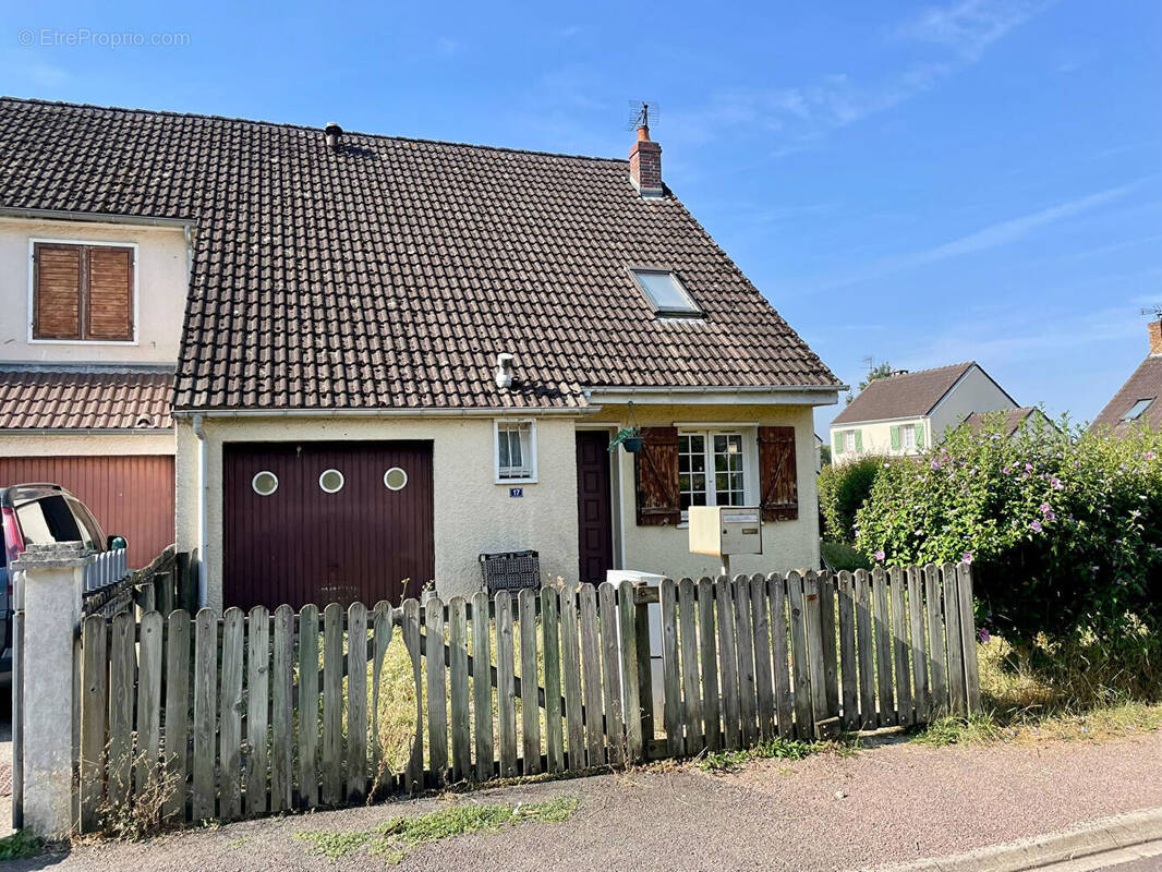 Maison à SAINT-FLORENTIN