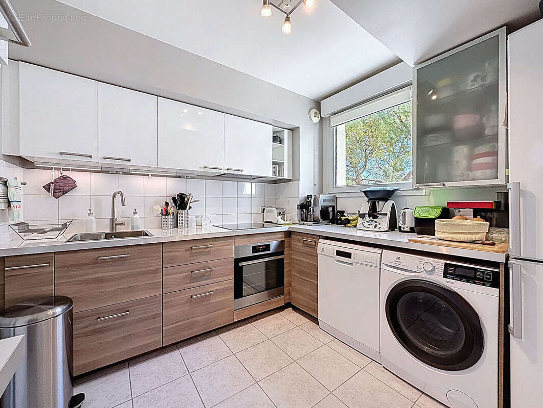 Appartement à MARSEILLE-12E