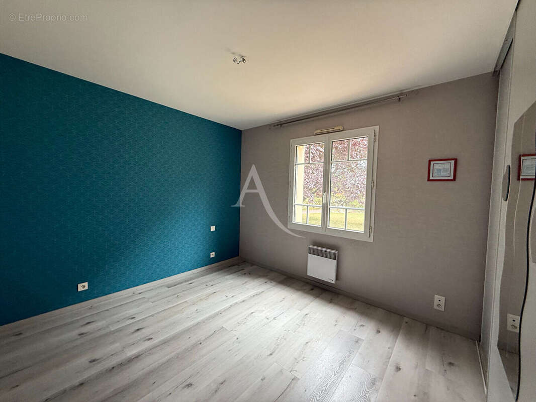 Maison à COMMEQUIERS