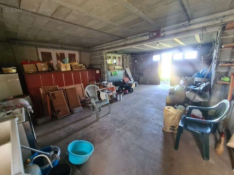 Maison 152 m²,3 pièces, sous sol total, terrain de 2 358 m² - photo 9
