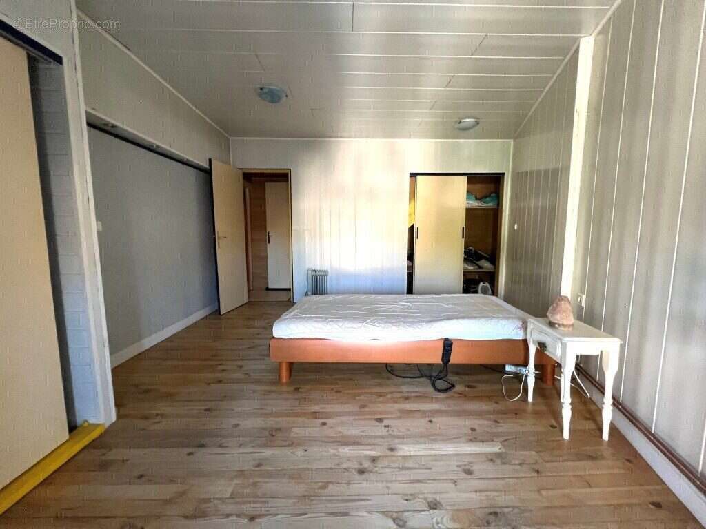 Maison 137 m² à Chateauneuf-De-Randon  - photo 7