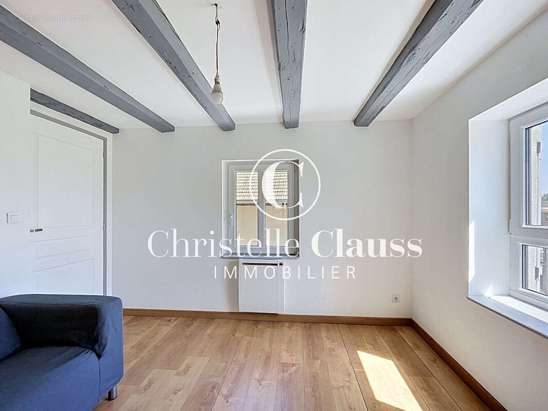 Unique 5-Room House in Berstett 150 m² - photo 10