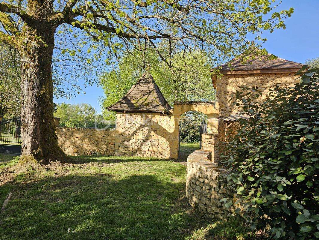 Maison à BEAUMONT-DU-PERIGORD