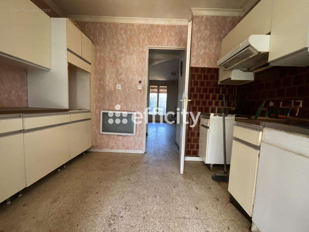 Maison 63 m² à Saint-Priest  - photo 7