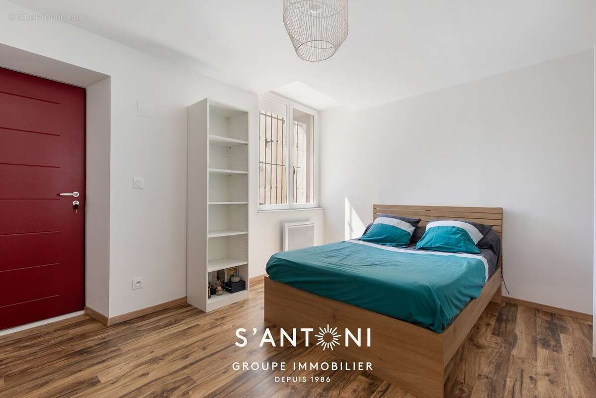 Maison à SAINT-GENIES-DE-FONTEDIT