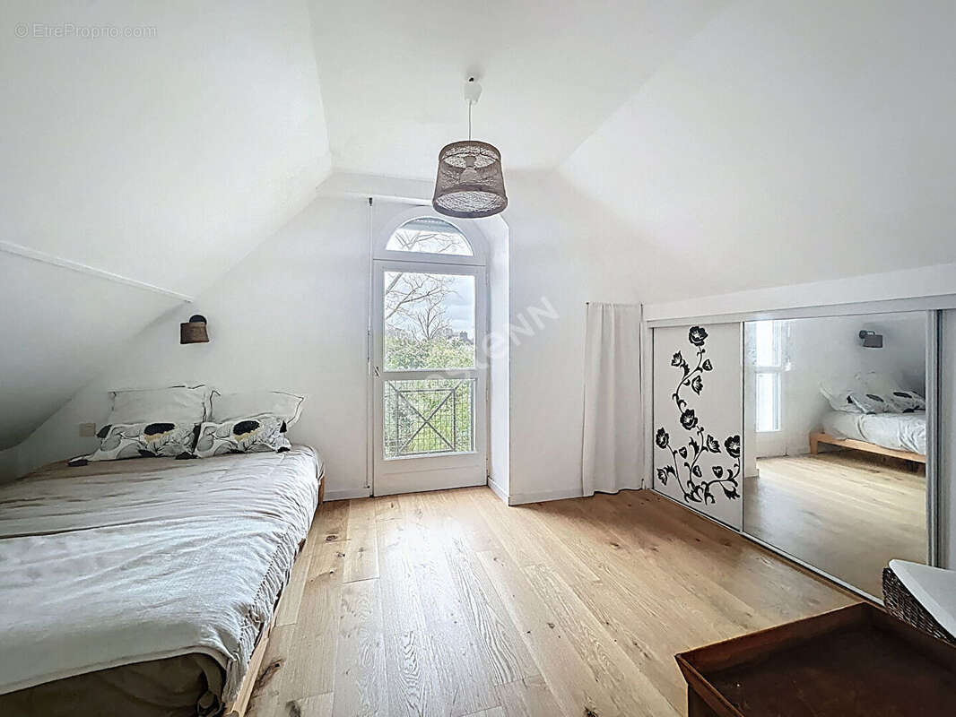 Nantes -Eraudière - Maison 163 m²  avec garage et jardin au pied des bords de l'Erdre - photo 7