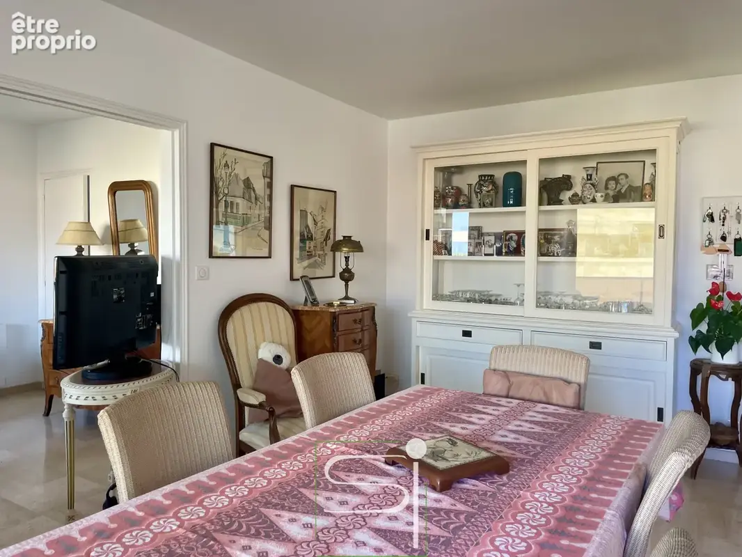 Royan - Pontaillac - Appartement avec terrasse et stationnement - photo 6
