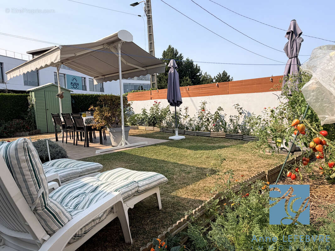Exclusivité ! maison de 6 pièces avec garage et jardin - photo 6
