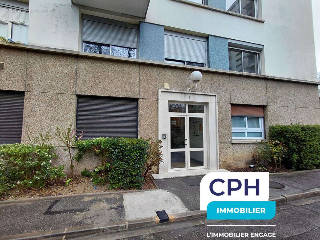 Appartement à AUBERVILLIERS