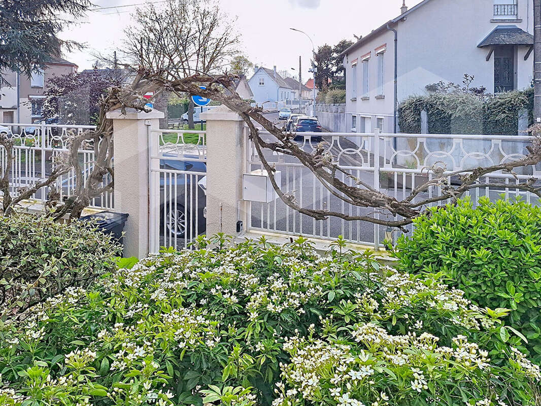 Maison à CHATEAUDUN