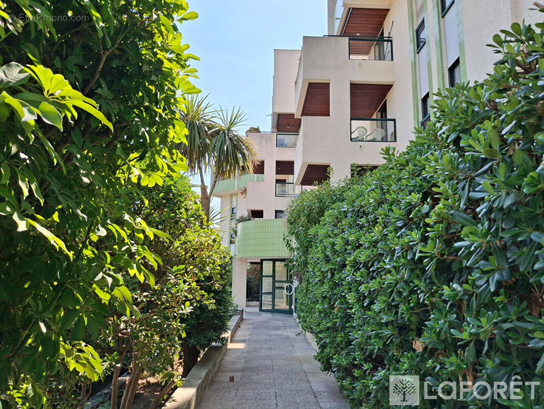 Appartement à HYERES