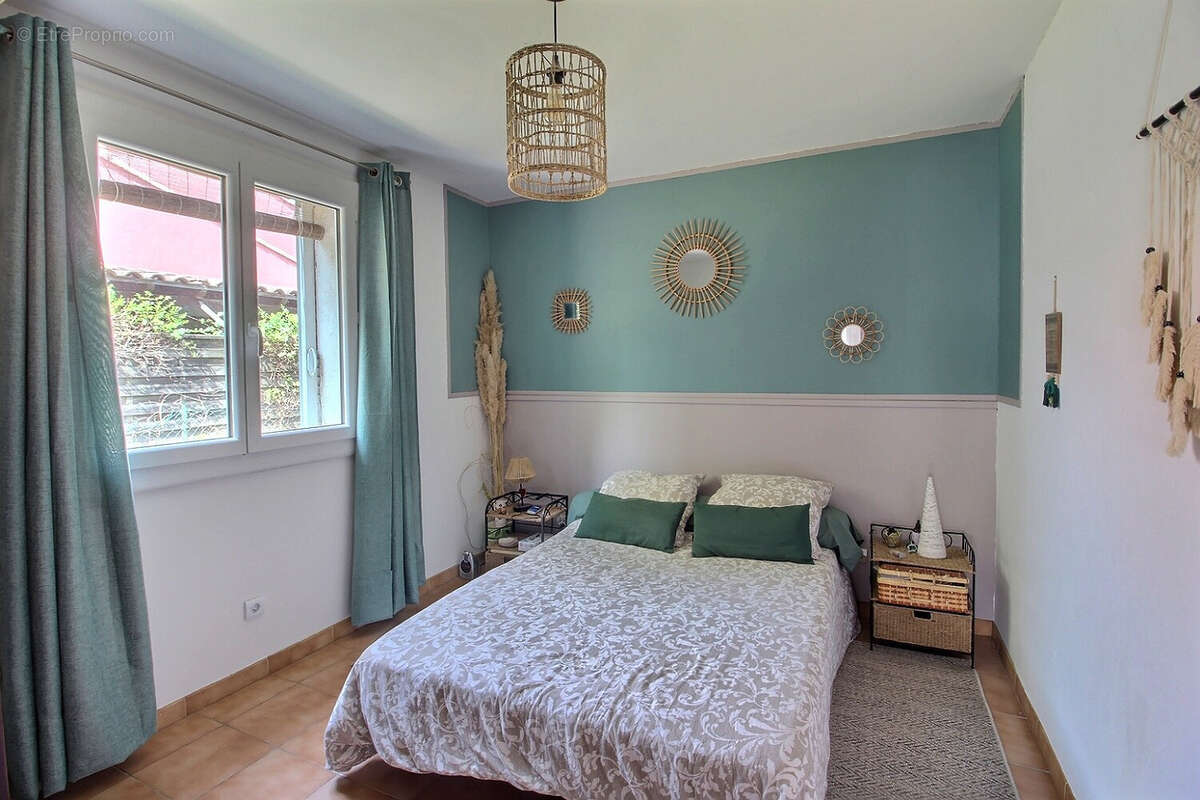 Maison à SAINT-MARTIN-DE-LONDRES