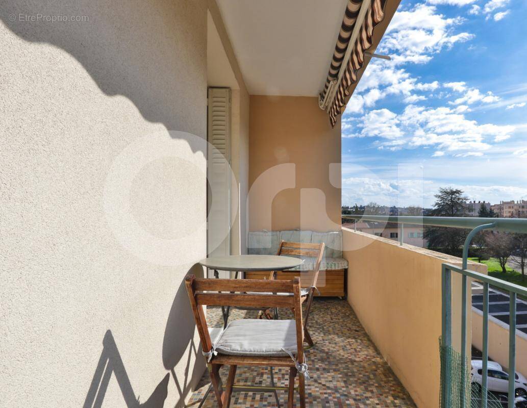 Appartement à LYON-5E