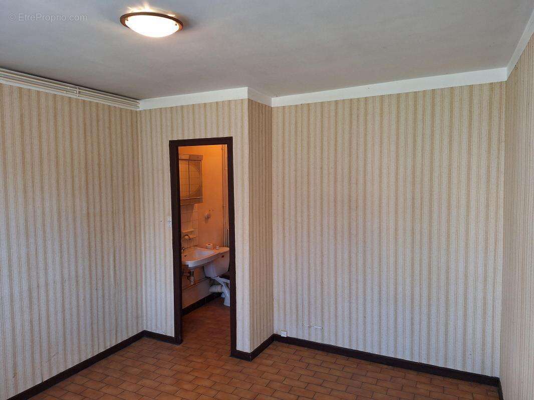 Maison à MONTFAUCON