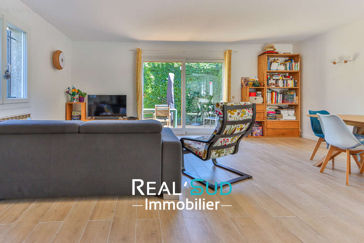 Maison à MARSEILLE-9E