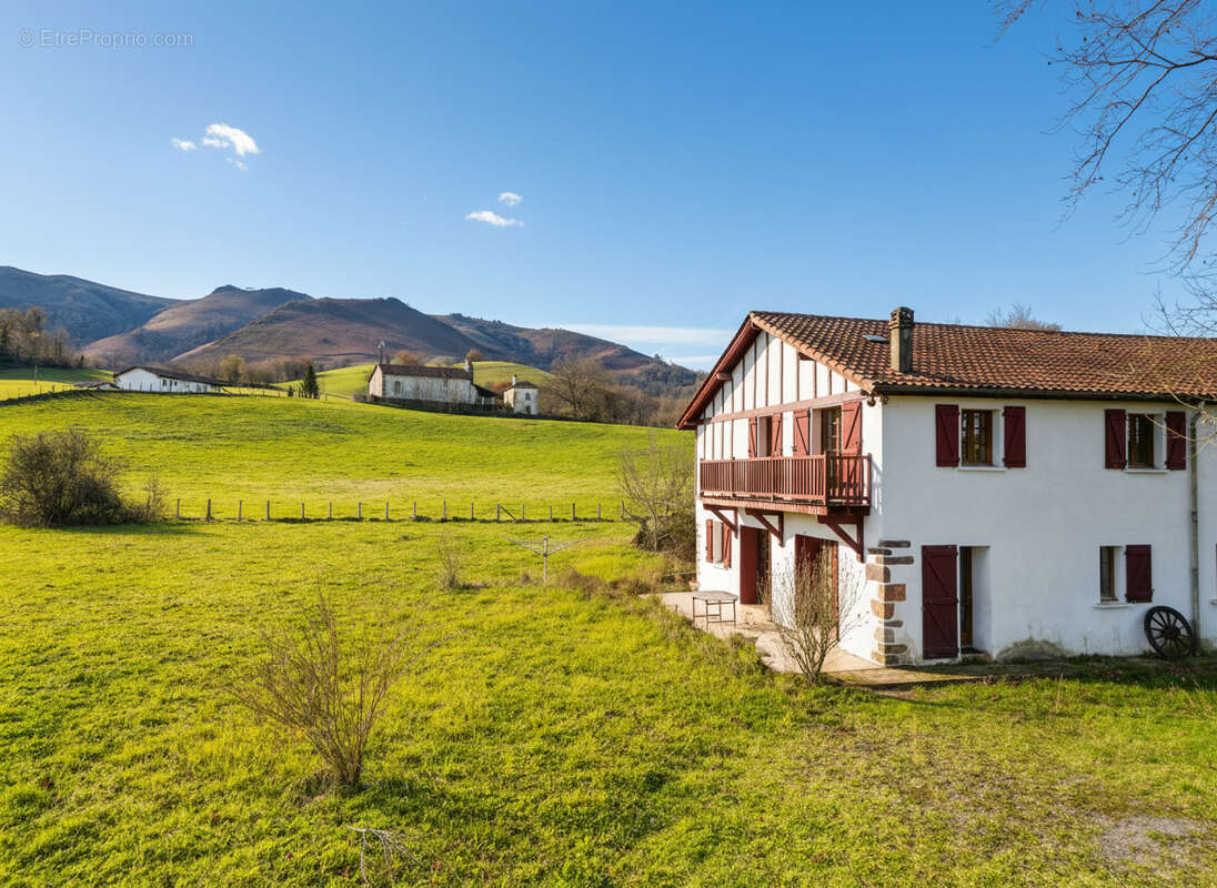 Maison à SAINT-JEAN-PIED-DE-PORT