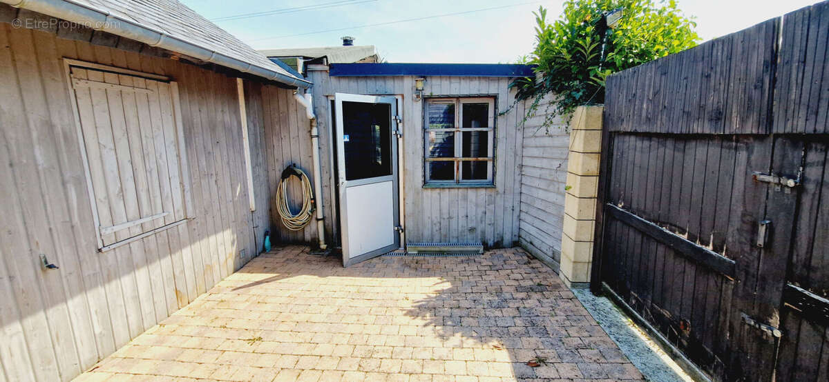 Maison à LA VILLE-ES-NONAIS