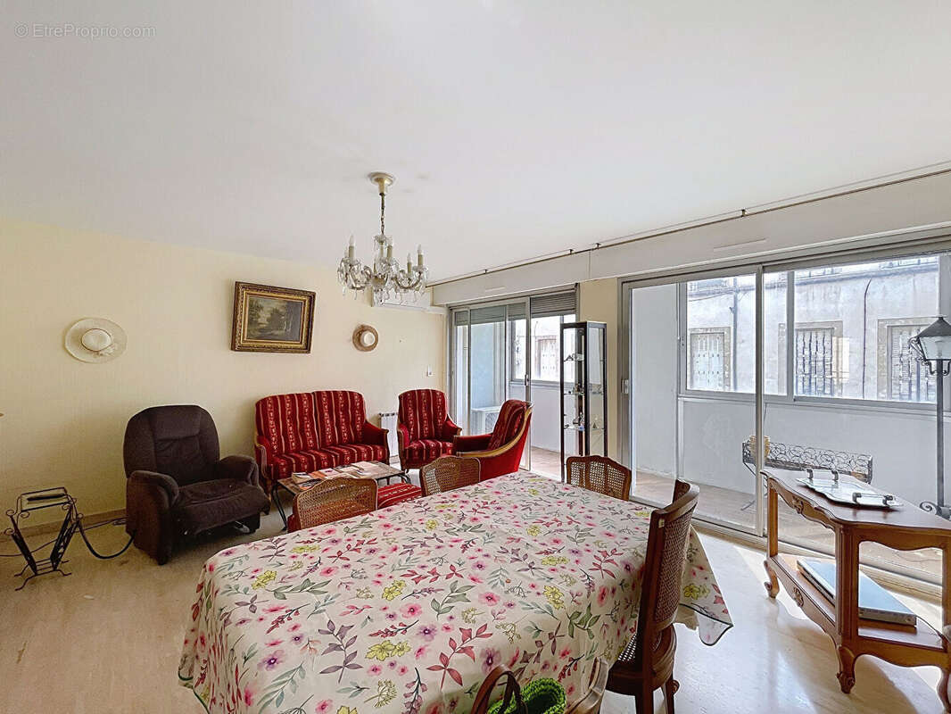 Appartement à AVIGNON