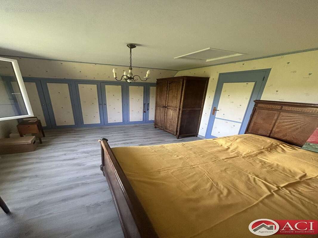Maison 7 pièces à Ully-saint-georges (60730) - photo 7