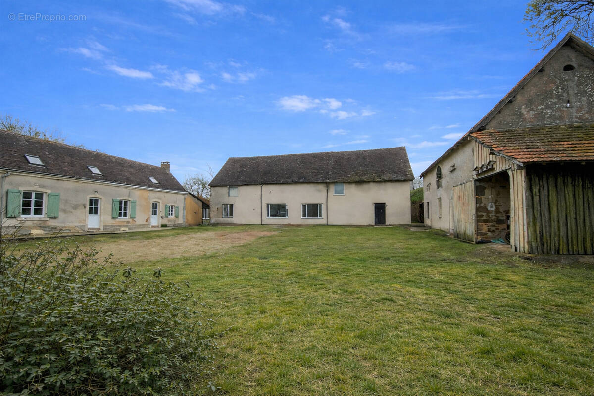 Maison à SAINT-JEAN-D'ASSE