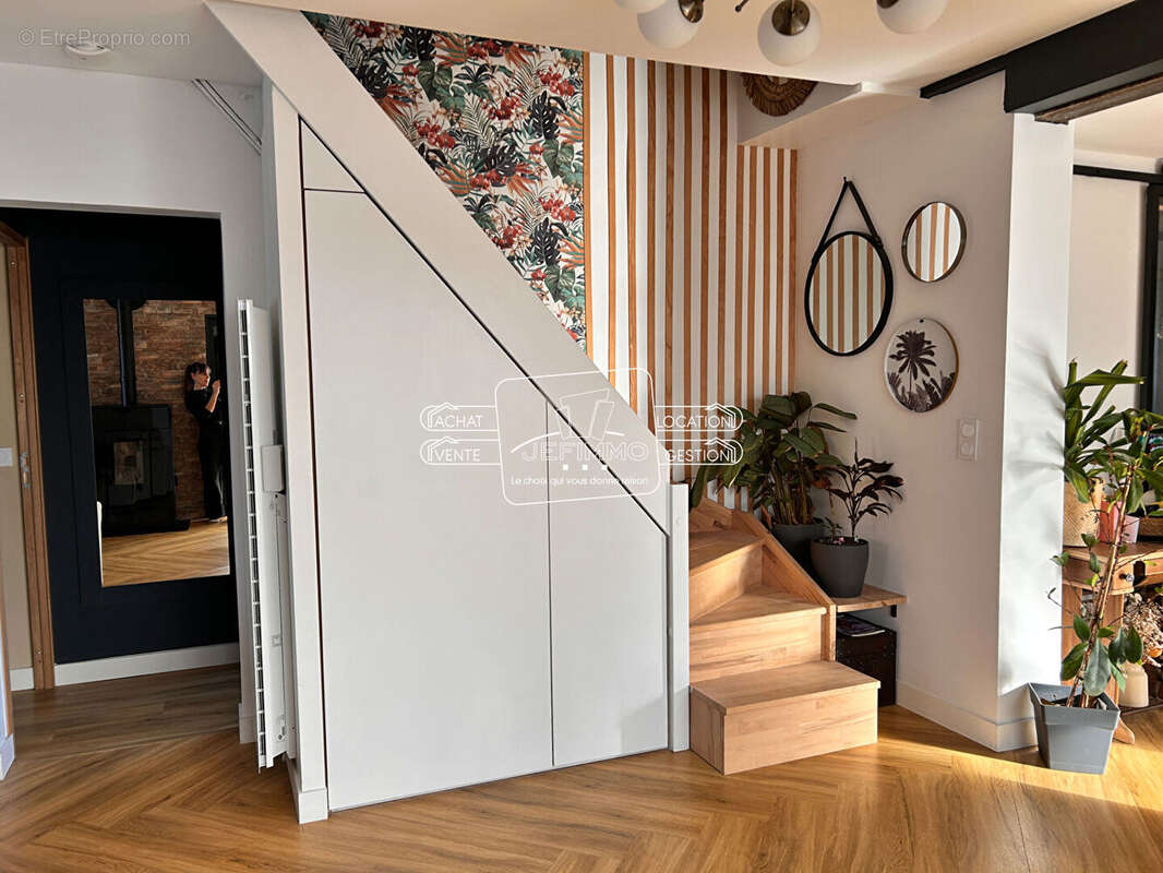 Maison à SAINT-SEBASTIEN-SUR-LOIRE