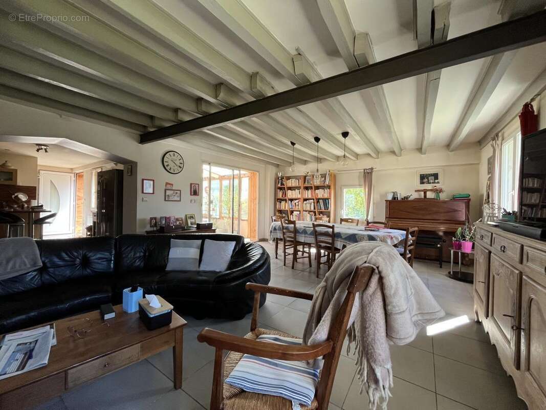 Maison 146 m² à Surfonds  - photo 3