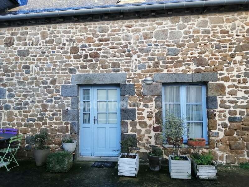 Maison à BECHEREL