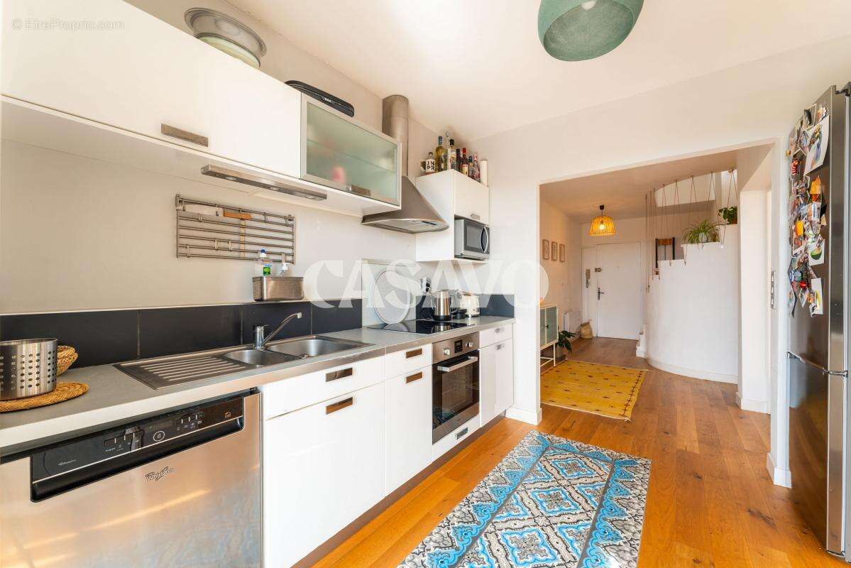 Appartement à EGUILLES