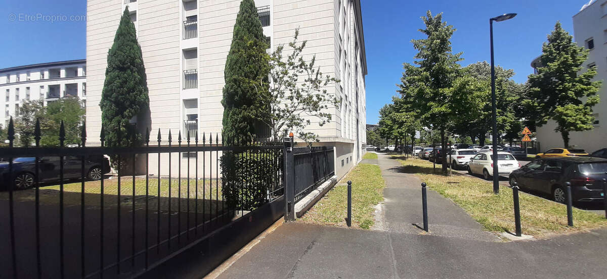 BORDEAUX T2 51,06 m2 avec balcon et parking   Résidence Les Portes d’Haussmann - photo 9
