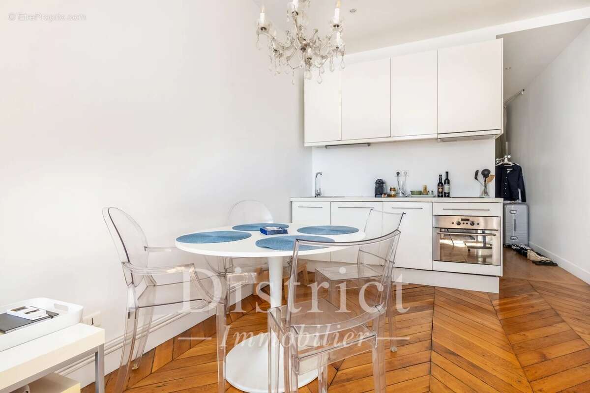 Appartement à PARIS-4E