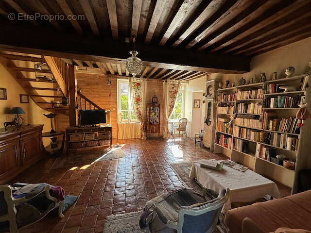 Maison à POUQUES-LORMES