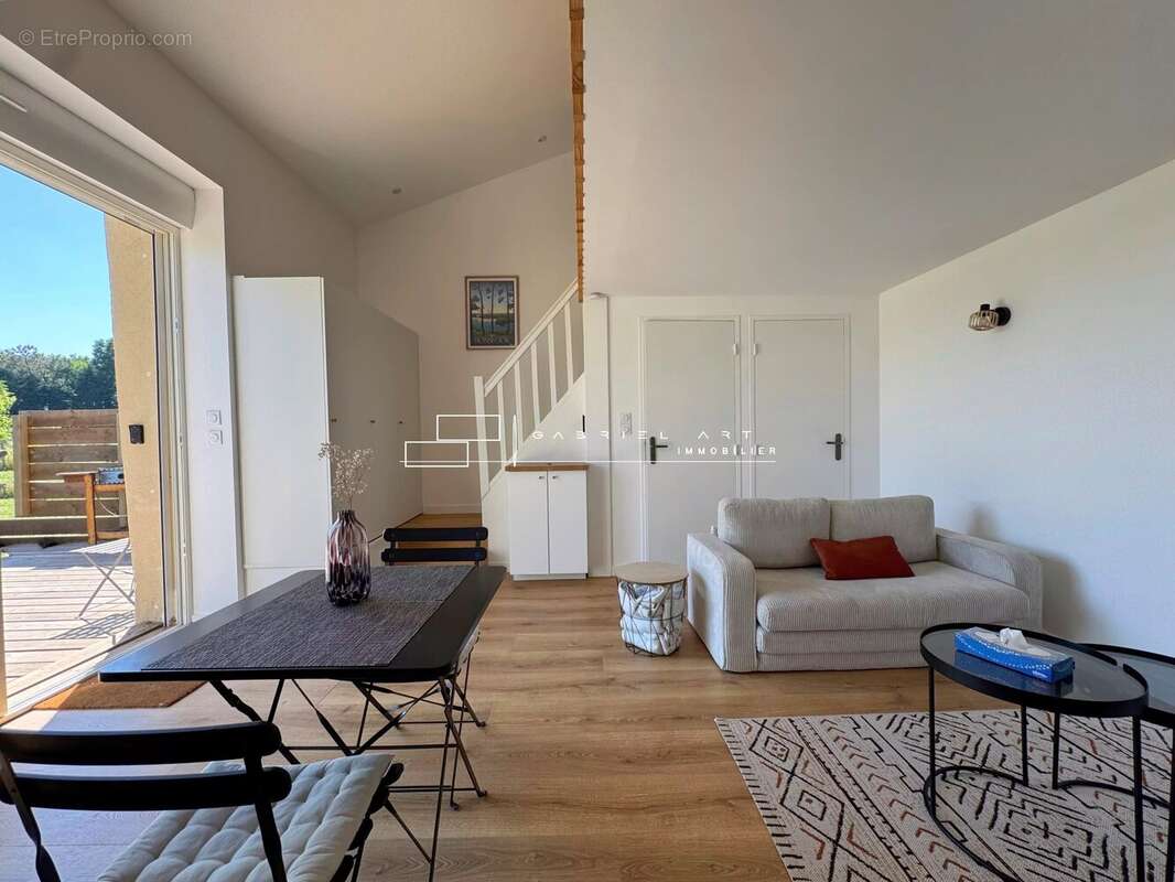 Maison à SAUBRIGUES