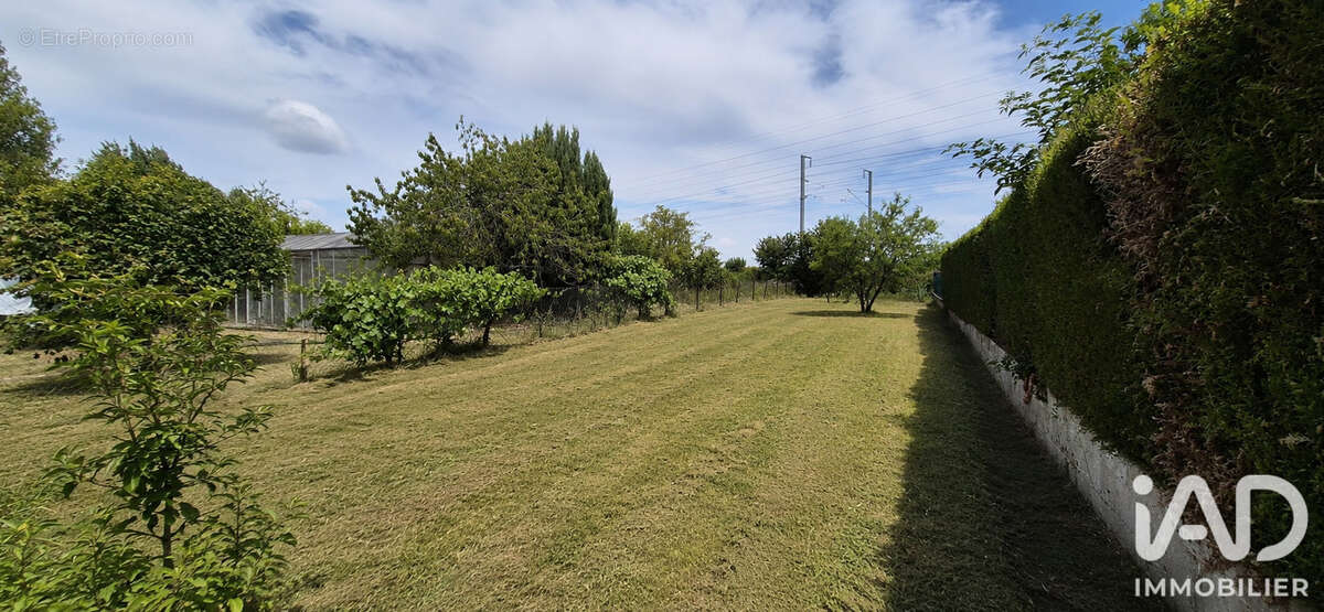 Terrain 435 m² à Aubepierre-Ozouer-Le-Repos  - photo 3