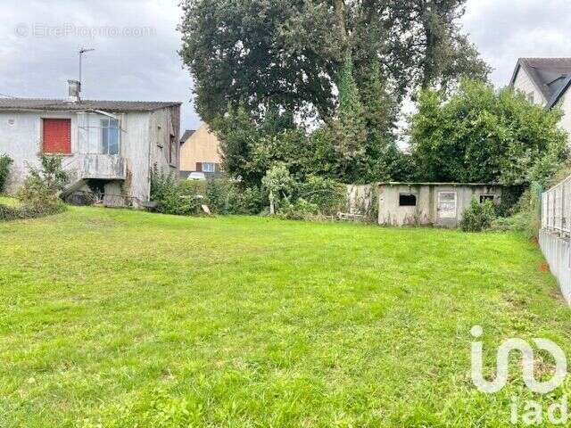 Photo 2 - Terrain à SAINT-AVE