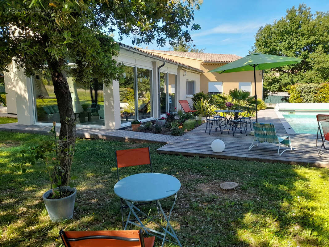 Villa de plain pied avec vue imprenable sur le Ventoux - photo 18